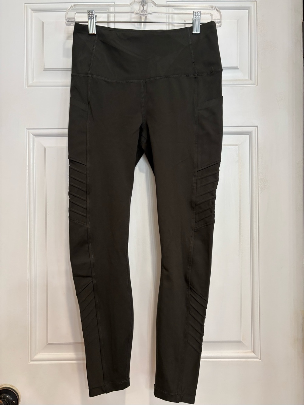 Yogalicious Lux High Waisted Leggings, Black, Size M